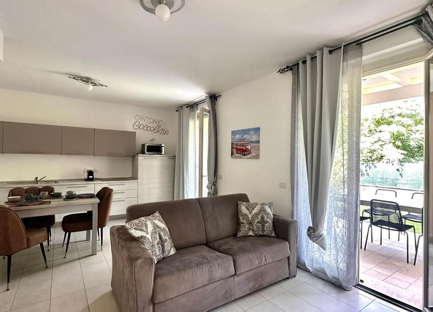 شقة Quadrivium Home Relax كاستلْنْيوفو ديل غارد إيطاليا